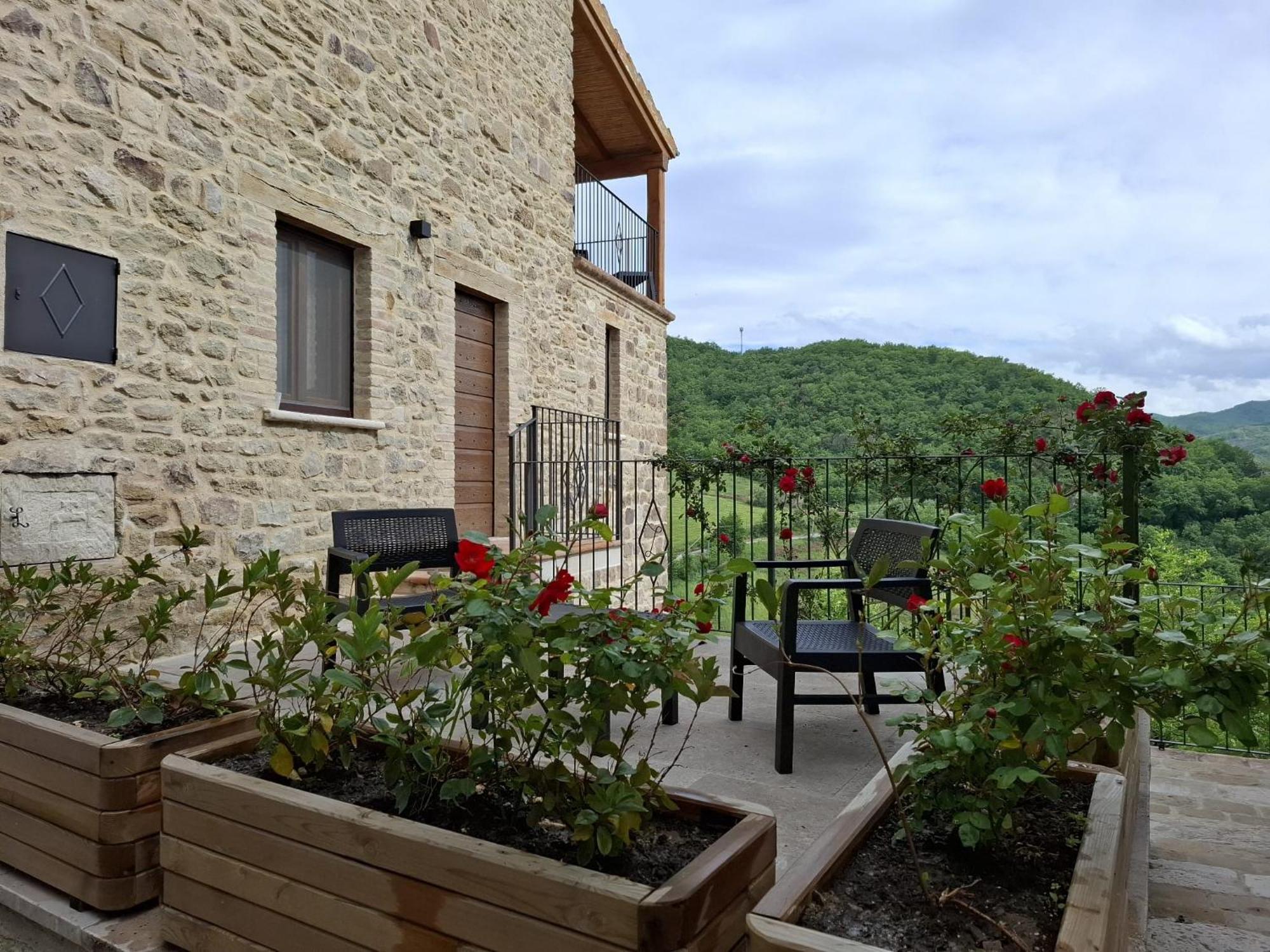 Luciae Domus Hotel Roccascalegna Exterior photo