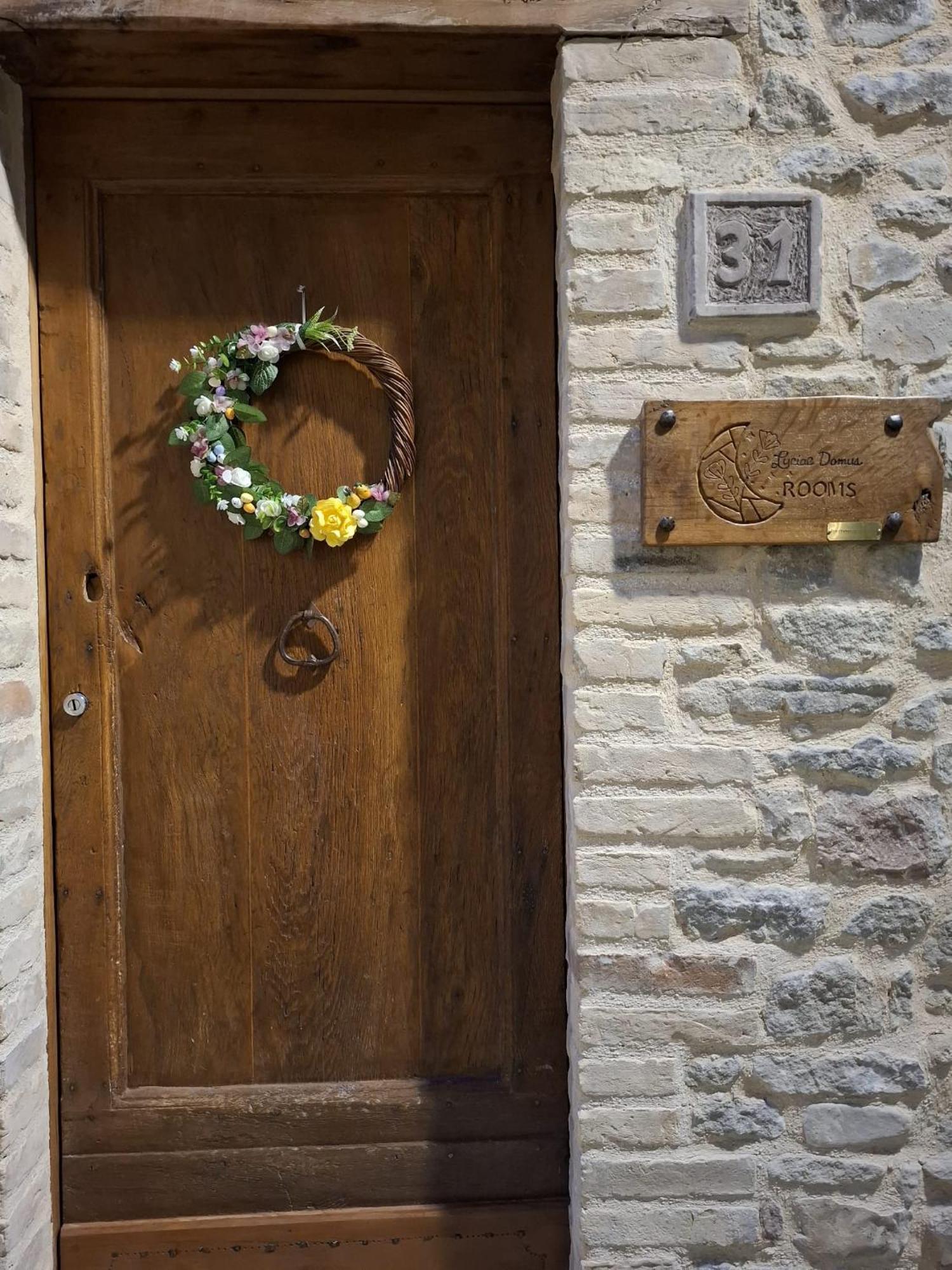 Luciae Domus Hotel Roccascalegna Exterior photo